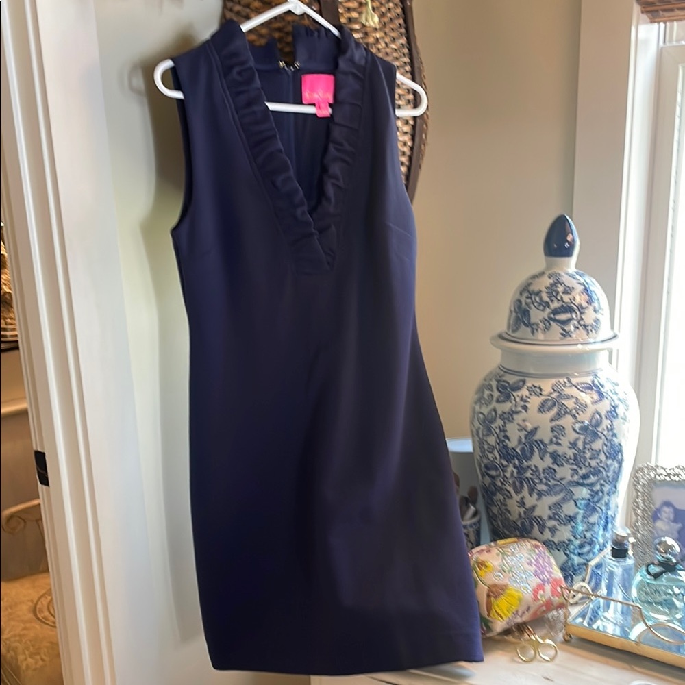 Lilly Pulitzer Elegant Navy Sleeveless Dress